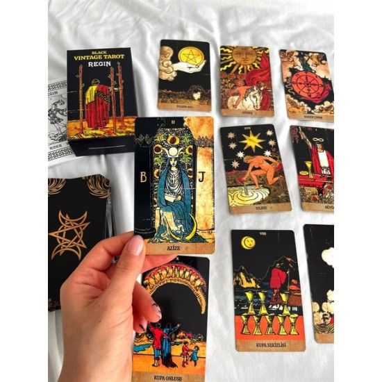 Regin Black Vintage Tarot