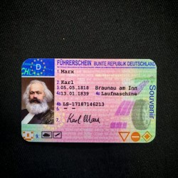 Dükkan Design Karl Marx Parodi Ehliyet/Kimlik Kartı